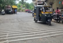रस्त्यावरील रम्बलर्समुळे दुचाकी चालक वैतागले