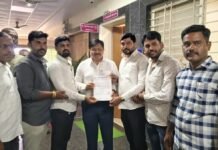 जाचक अटी रद्द करून सरसकट कर्जमाफीची मागणी